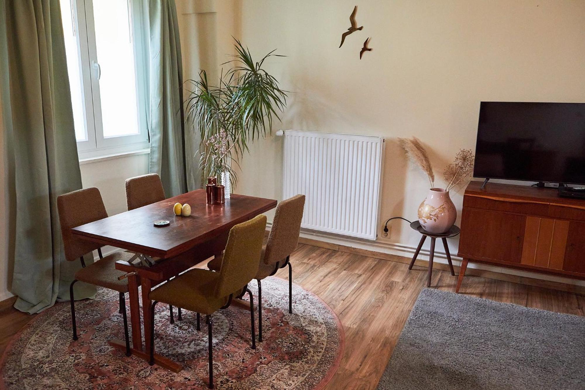 Guesthouse With 3 Apartments, Just Outside Berlin, Near To Tesla Burig Bagian luar foto